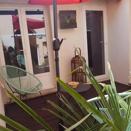 In The Heart Of Isle Sur La Sorgue With Private Terrace *